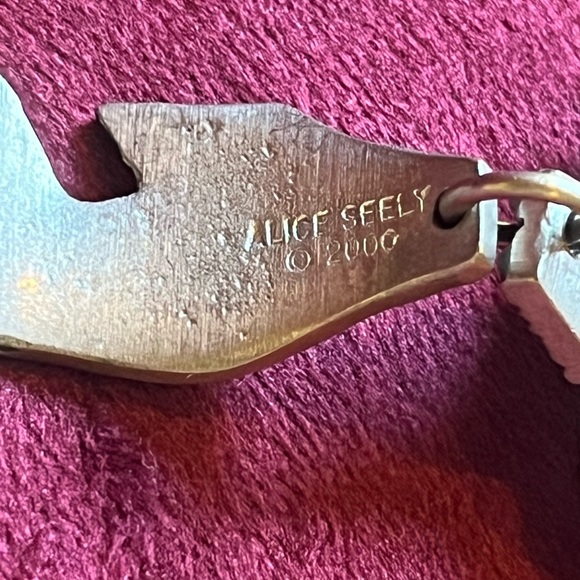 Alice Seely Iris Bracelet - Picture 6 of 6